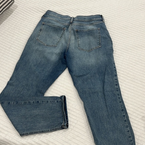 Banana Republic Girlfriend Jeans - Picture 5 of 5